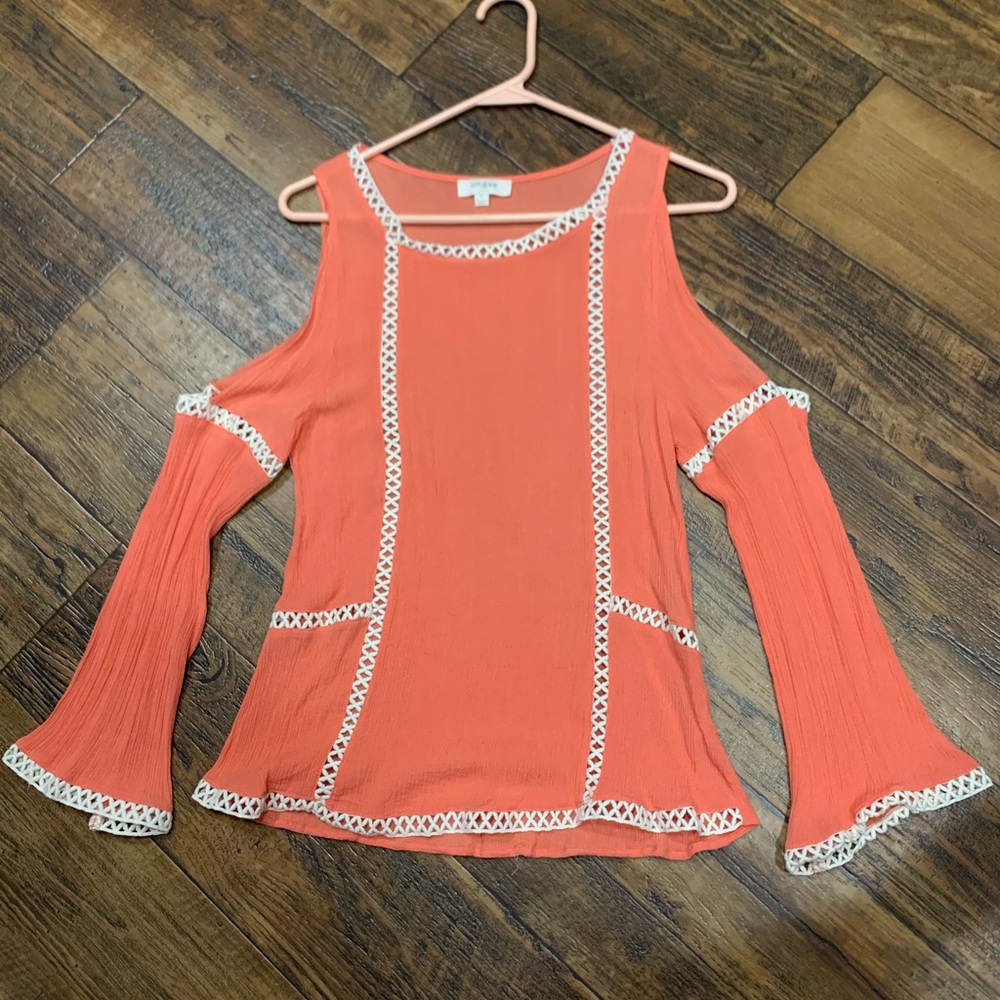Umgee cold shoulder top